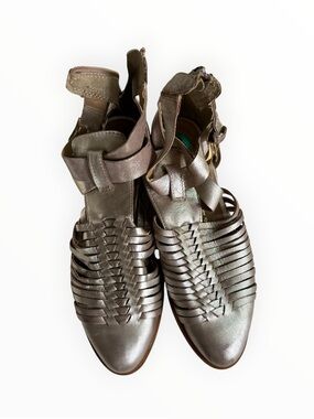 House of Harlow 1960 Delaney huarache-style ankle metallic booties